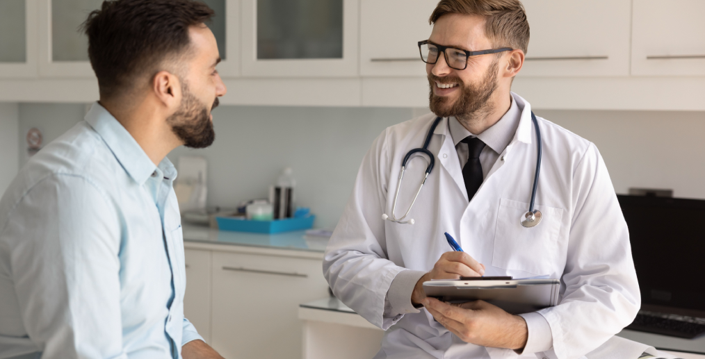 Consult medical urină verde